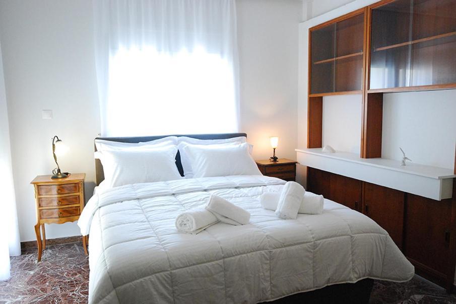 Central Heraklion Lovely Boutique 2-Bedroom Apartment. Olympia. Exterior photo